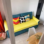 Apartman Party Coast For Young Travelers *