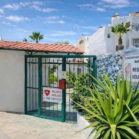 Apartment Party Coast For Young Travelers Playa de las Americas (Tenerife)