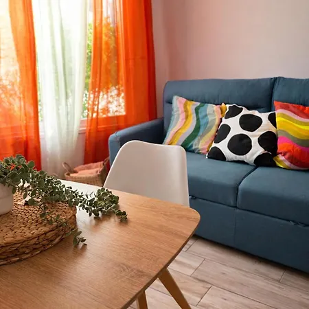 Party Coast For Young Travelers * Плая-де-лас-Америкас